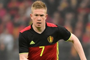 包含德布劳内在法国队比赛中势不可挡，突破纪录引发热议！的词条